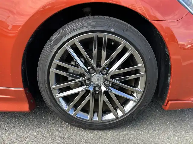 トヨタ クラウン ハイブリッド アスリートS 静岡県 2016(平28)年 6.8万km オレンジM 特別カラー茜色/純正9インチメーカーナビ/（FM/AM/Bluetooth/AUX/CD/Blue-ray）/フルセグTV/純正エアロモデリスタ/純正ドラレコ/ETC2.0/バックカメラ/オートライト/レーダークルーズコントロール/クリアランスソナー/パワーシート/シートヒーター/純正19AW