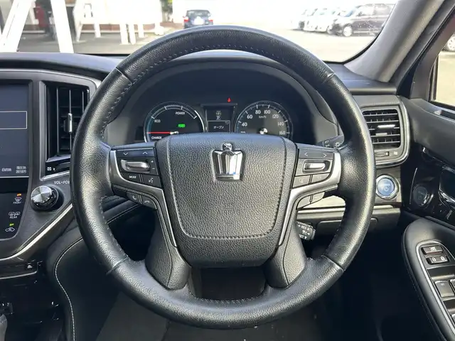 トヨタ クラウン ハイブリッド アスリートS 静岡県 2016(平28)年 6.8万km オレンジM 特別カラー茜色/純正9インチメーカーナビ/（FM/AM/Bluetooth/AUX/CD/Blue-ray）/フルセグTV/純正エアロモデリスタ/純正ドラレコ/ETC2.0/バックカメラ/オートライト/レーダークルーズコントロール/クリアランスソナー/パワーシート/シートヒーター/純正19AW