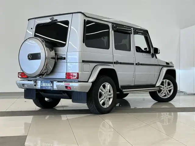 メルセデス・ベンツ ゲレンデヴァーゲン Ｇ３５０ｄ 岡山県 2017(平29)年 5.1万km イリジウムシルバー ラグジュアリーＰＫＧ/・サンルーフ/・レザーシート（全席シートヒーター付き）/harman/kardon/純正ナビ/リアカメラ/サイドステップ/ＡＣＣ/レーダー/ドラレコ/ＥＴＣ/アイドリングストップ/パワーシート/オートライト/デフロック/ローレンジ/2ゾーンエアコン/パドルシフト/フルセグＴＶ/Bluetooth/USB/SD/PDC/BSA