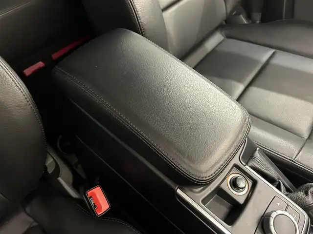 メルセデス・ベンツ ゲレンデヴァーゲン Ｇ３５０ｄ 岡山県 2017(平29)年 5.1万km イリジウムシルバー ラグジュアリーＰＫＧ/・サンルーフ/・レザーシート（全席シートヒーター付き）/harman/kardon/純正ナビ/リアカメラ/サイドステップ/ＡＣＣ/レーダー/ドラレコ/ＥＴＣ/アイドリングストップ/パワーシート/オートライト/デフロック/ローレンジ/2ゾーンエアコン/パドルシフト/フルセグＴＶ/Bluetooth/USB/SD/PDC/BSA