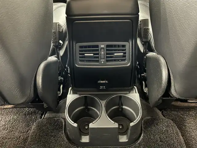 メルセデス・ベンツ ゲレンデヴァーゲン Ｇ３５０ｄ 岡山県 2017(平29)年 5.1万km イリジウムシルバー ラグジュアリーＰＫＧ/・サンルーフ/・レザーシート（全席シートヒーター付き）/harman/kardon/純正ナビ/リアカメラ/サイドステップ/ＡＣＣ/レーダー/ドラレコ/ＥＴＣ/アイドリングストップ/パワーシート/オートライト/デフロック/ローレンジ/2ゾーンエアコン/パドルシフト/フルセグＴＶ/Bluetooth/USB/SD/PDC/BSA