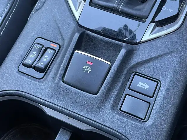 スバル インプレッサ スポーツ 2．0i－S アイサイト 滋賀県 2016(平28)年 6.4万km クリスタルホワイトP STIエアロ/レザーシート/純正8型SDナビ/【Bluetooth/CD/DVD/フルセグ】/純正LEDヘッドライト/純正18AW/電子パーキング/シートヒーター/パワーシート/追従クルーズコントロール/パドルシフト/アイドリングストップ/コーナーセンサー/レーンキープアシスト/ふらつき防止装置/衝突被害軽減システム/バックカメラ/ETC/スマートキー