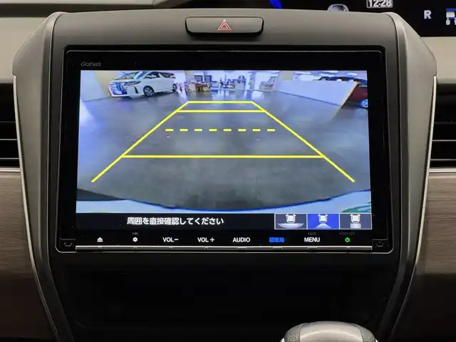 ホンダ フリード G ホンダセンシング 三重県 2021(令3)年 2.8万km ミッドナイトブルービームM ガソリン/FF/インパネCVT/純正 9インチナビ VXM-217VFNi/（CD/DVD/RADIO/TV/SD/Music Rack/USB/iPod/Bluetooth/CarPlay）/バックカメラ/両側パワースライドドア/ドライブレコーダー 前後/ビルトインETC（ナビ連動）/Honda SENSING/・衝突軽減ブレーキ［CMBS］/・車線維持支援システム［LKAS］/・アダプティブクルーズコントロール［ACC］/・路外逸脱抑制機能/・先行車発進お知らせ機能/・標識認識機能/装備/・【OP】LEDヘッドライト＋アクティブコーナリングライト/・シートヒーター（D/N）/・オートエアコン/・オートライト/・【OP】ステアリングスイッチ/・熱線入りフロントワイパー＆ドアミラーヒーター/・プッシュスタート/・スマートキーx2/・純正ホイールキャップ＆15インチスチールホイール/・保/取