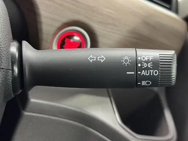 ホンダ フリード G ホンダセンシング 三重県 2021(令3)年 2.8万km ミッドナイトブルービームM ガソリン/FF/インパネCVT/純正 9インチナビ VXM-217VFNi/（CD/DVD/RADIO/TV/SD/Music Rack/USB/iPod/Bluetooth/CarPlay）/バックカメラ/両側パワースライドドア/ドライブレコーダー 前後/ビルトインETC（ナビ連動）/Honda SENSING/・衝突軽減ブレーキ［CMBS］/・車線維持支援システム［LKAS］/・アダプティブクルーズコントロール［ACC］/・路外逸脱抑制機能/・先行車発進お知らせ機能/・標識認識機能/装備/・【OP】LEDヘッドライト＋アクティブコーナリングライト/・シートヒーター（D/N）/・オートエアコン/・オートライト/・【OP】ステアリングスイッチ/・熱線入りフロントワイパー＆ドアミラーヒーター/・プッシュスタート/・スマートキーx2/・純正ホイールキャップ＆15インチスチールホイール/・保/取