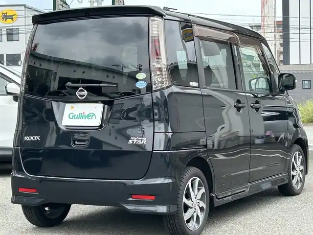 日産 ルークス ハイウェイスター ターボ 福岡県 2012(平24)年 8.2万km ブルーイッシュブラック 純正ナビ（Bluetooth・フルセグテレビ・DVD・CD・AM・FM）/両側パワースライドドア/バックカメラ/ETC/プッシュスタートボタン/オートライト/ウインカーミラー/14インチ純正アルミホイール/純正フロアマット/スマートキー/AACエアコン/盗難防止装置/パワーウィンド/ドアバイザー