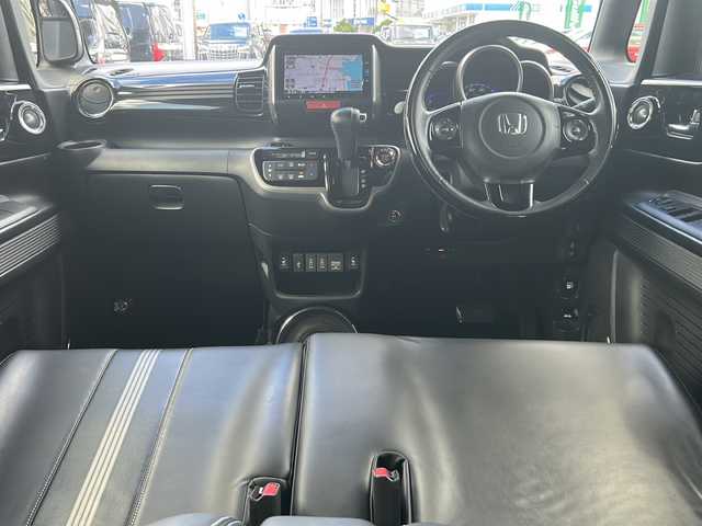 ホンダ Ｎ ＢＯＸ スラッシュ X ターボ インテリアカラー 沖縄県 2019(令1)年 5.7万km ガンＭ／黒 純正ナビ・TV・Bluetooth・CD・DVD/バックカメラ/ドライブレコーダー/クルーズコントロール/オートライト/CTBA/パドルシフト/ステアリングスイッチ/ウッドコンビステアリング/USB入力端子/シートヒーター