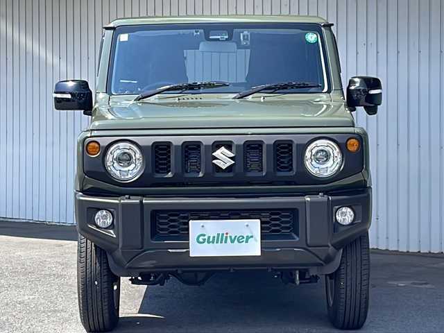 スズキ ジムニー XC 長野県 2024(令6)年 0.9万km ジャングルグリーン ４WD/スズキセーフティーサポート/リフトアップ/純正オプション１６インチアルミ/ディスプレイオーディオ/CD/DVD/bluetooth/（FH-8500DVS）/バックカメラ/ドライブレコーダー/純正ゴムマット/革調シートカバー/マットガード/保証書