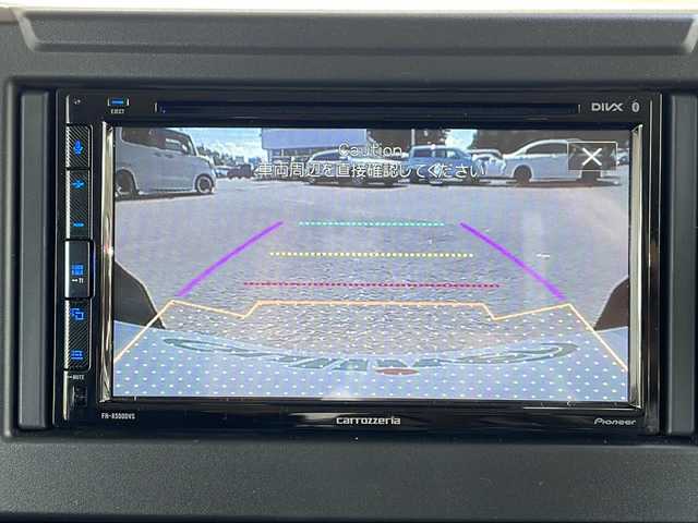 スズキ ジムニー XC 長野県 2024(令6)年 0.9万km ジャングルグリーン ４WD/スズキセーフティーサポート/リフトアップ/純正オプション１６インチアルミ/ディスプレイオーディオ/CD/DVD/bluetooth/（FH-8500DVS）/バックカメラ/ドライブレコーダー/純正ゴムマット/革調シートカバー/マットガード/保証書