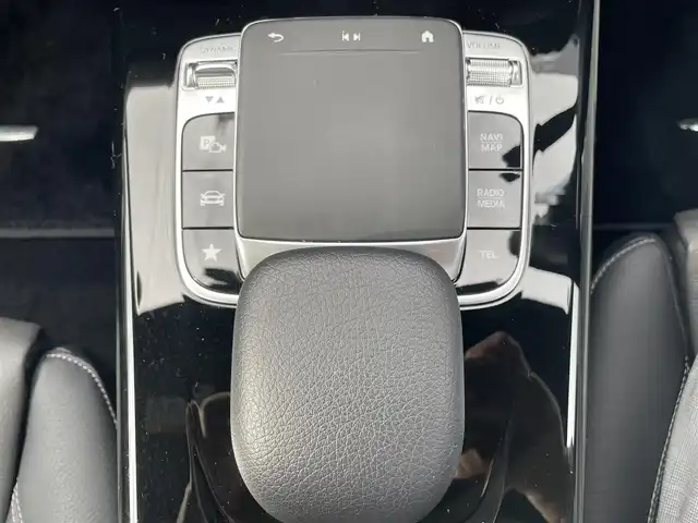 メルセデス・ベンツ Ｍ・ベンツ Ａ２５０ 4MATIC AMGライン 福島県 2021(令3)年 3.7万km デジタルホワイト 純正メモリーナビ/BT/USB/フルセグTV/サンルーフ/黒レザーシート/パワーシート/シートヒーター/レーダーセーフティパッケージ/レーダークルーズコントロール/クリアランスソナー/360°カメラシステム/アイドリングストップ/パドルシフト/ドライブレコーダー/ETC 2.0/ワイヤレス充電/オートライト/LEDヘッドライト/フロアマット