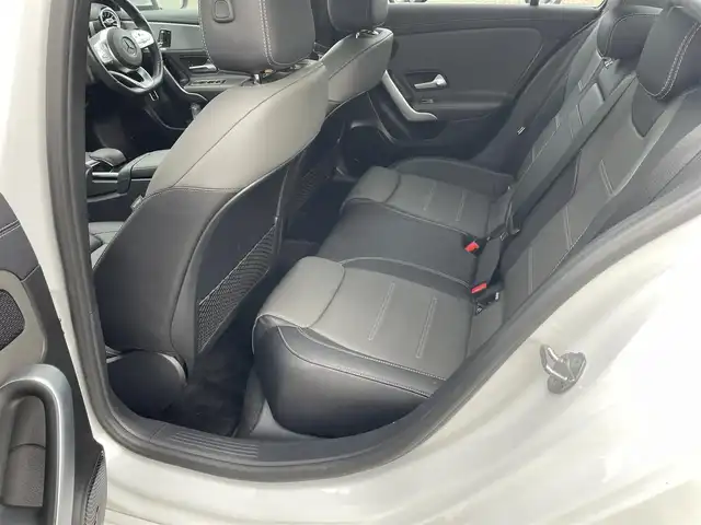 メルセデス・ベンツ Ｍ・ベンツ Ａ２５０ 4MATIC AMGライン 福島県 2021(令3)年 3.7万km デジタルホワイト 純正メモリーナビ/BT/USB/フルセグTV/サンルーフ/黒レザーシート/パワーシート/シートヒーター/レーダーセーフティパッケージ/レーダークルーズコントロール/クリアランスソナー/360°カメラシステム/アイドリングストップ/パドルシフト/ドライブレコーダー/ETC 2.0/ワイヤレス充電/オートライト/LEDヘッドライト/フロアマット