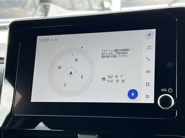 トヨタ ヴォクシー S－Z 道央・札幌 2024(令6)年 2.8万km ホワイトパールクリスタルシャイン ４WD/寒冷地仕様/純正8インチディスプレイオーディオ/AM/FM/BT/フルセグ/トヨタセーフティセンス/衝突被害軽減ブレーキ/横滑り防止装置/レーダークルーズコントロール/レーンキープアシスト/クリアランスソナー/バックカメラ/ETC/ワイパーデアイサー/ECOMODE/両側パワースライドドア/前席シートヒーター/ハーフレザーシート/革巻きステアリング/ステアリングリモコン/電動パーキング/ブレーキホールド/MTモード付AT/プッシュスタート/スマートキー/LEDヘッドライト/ワイパーデアイサー/オートライト/オートマチックハイビーム/デイライト/フォグランプ/ヘッドライトレベライザー/電動格納ミラー/ウィンカーミラー/社外フロアマット/ドアバイザー