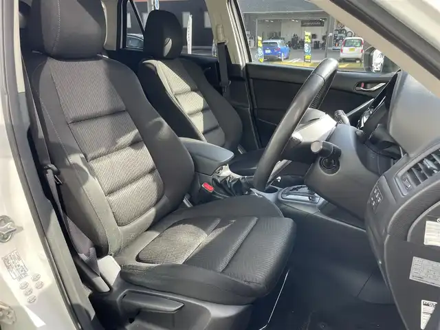 マツダ ＣＸ－５ XD 新潟県 2012(平24)年 13.7万km クリスタルホワイトパールマイカ 4WD/ターボ/メモリナビ/ワンセグテレビ/バックカメラ/アイドリングストップ/クルーズコントロール/ドアバイザー/プッシュスタート/ETC/Bluetooth/ドライブレコーダー