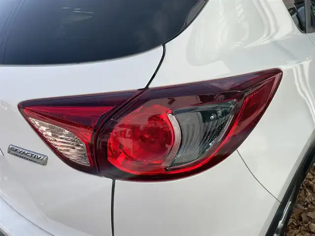 マツダ ＣＸ－５ XD 新潟県 2012(平24)年 13.7万km クリスタルホワイトパールマイカ 4WD/ターボ/メモリナビ/ワンセグテレビ/バックカメラ/アイドリングストップ/クルーズコントロール/ドアバイザー/プッシュスタート/ETC/Bluetooth/ドライブレコーダー