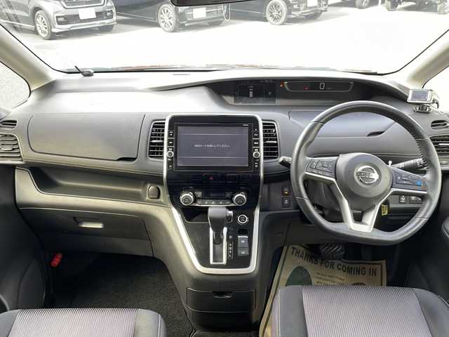 日産 セレナ ハイウェイスター プロパイロットED 新潟県 2017(平29)年 9.9万km マルーンレッド 2トーン 4ＷＤ/メーカー純正ナビ/フルセグＴＶ・Bluetooth接続・CD/ＤＶＤ再生/プロパイロット/クルーズコントロール/後席モニター/両側電動ドア/冬タイヤ４本積載/コーナーセンサー前後/パーキングアシスト/エマージェンシーブレーキ/アイドリングストップ/ＬＥＤヘッドライト/純正フロアマット/ドライブレコーダー/ＥＴＣ