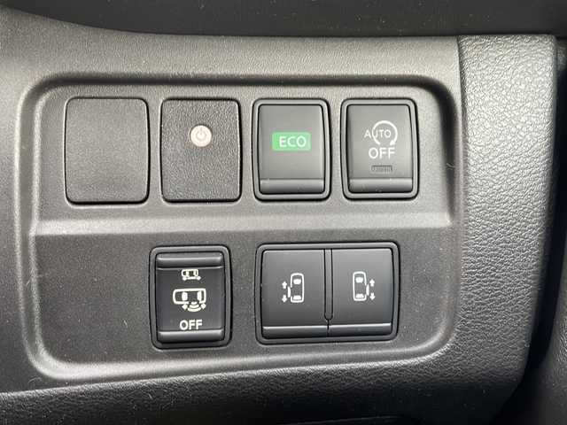 日産 セレナ ハイウェイスター プロパイロットED 新潟県 2017(平29)年 9.9万km マルーンレッド 2トーン 4ＷＤ/メーカー純正ナビ/フルセグＴＶ・Bluetooth接続・CD/ＤＶＤ再生/プロパイロット/クルーズコントロール/後席モニター/両側電動ドア/冬タイヤ４本積載/コーナーセンサー前後/パーキングアシスト/エマージェンシーブレーキ/アイドリングストップ/ＬＥＤヘッドライト/純正フロアマット/ドライブレコーダー/ＥＴＣ