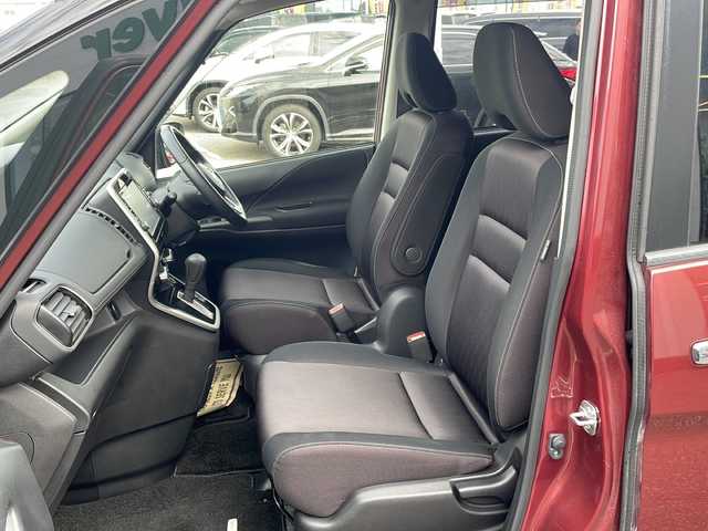 日産 セレナ ハイウェイスター プロパイロットED 新潟県 2017(平29)年 9.9万km マルーンレッド 2トーン 4ＷＤ/メーカー純正ナビ/フルセグＴＶ・Bluetooth接続・CD/ＤＶＤ再生/プロパイロット/クルーズコントロール/後席モニター/両側電動ドア/冬タイヤ４本積載/コーナーセンサー前後/パーキングアシスト/エマージェンシーブレーキ/アイドリングストップ/ＬＥＤヘッドライト/純正フロアマット/ドライブレコーダー/ＥＴＣ