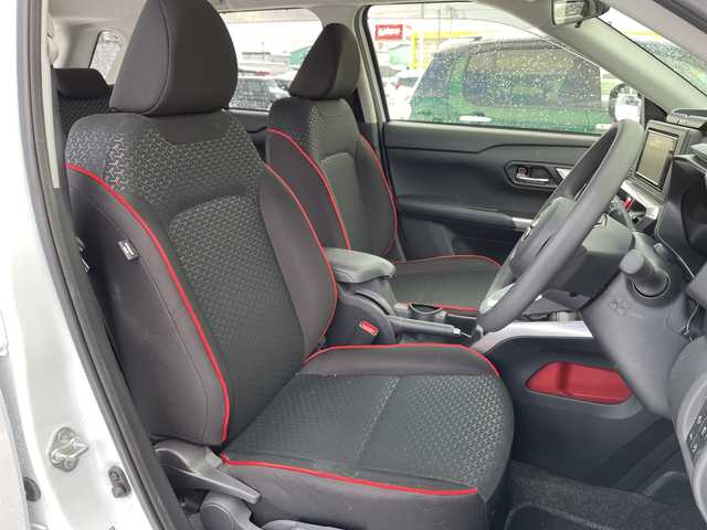 トヨタ ライズ G 道北・旭川 2019(令1)年 5.3万km シャイニングホワイトパール /4WD//寒冷地仕様//純正ナビ/CD/DVD/BT/SD/フルセグ//バックカメラ//禁煙車//クリアランスソナー//衝突軽減ブレーキ//横滑り防止//アイドリングストップ//BSM//RCTA//ETC//オートライト//オートマチックハイビーム//レーンキープアシスト//LEDヘッドライト//フォグランプ//純正AW付夏タイヤ積込//純正フロアマット//ドアバイザー//保証書