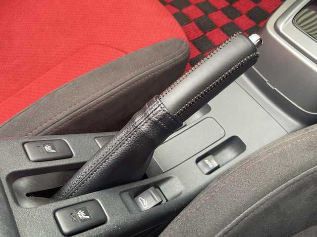 ダイハツ コペン セロS 広島県 2016(平28)年 6.5万km グレー 禁煙車/純正ナビ（NSZN-W66D）/・フルセグ/CD/DVD/Bluetooth/バックカメラ/レカロシート/シートヒーター/ＭＯＭＯステアリング/パドルシフト/ステアリングスイッチ/ＬＥＤヘッドライト/フォグランプ/ユピテル３６０°ドライブレコーダー/ＥＴＣ/スマートキー/プッシュスタート/元色シルバー：カラーコードS28