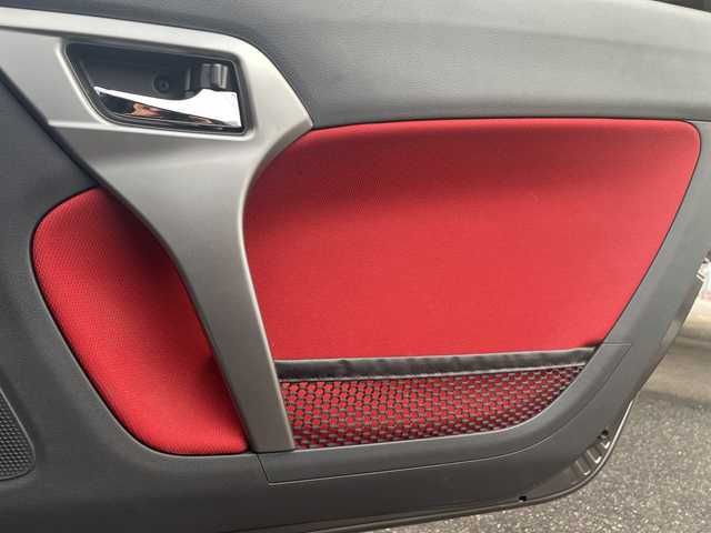 ダイハツ コペン セロS 広島県 2016(平28)年 6.5万km グレー 禁煙車/純正ナビ（NSZN-W66D）/・フルセグ/CD/DVD/Bluetooth/バックカメラ/レカロシート/シートヒーター/ＭＯＭＯステアリング/パドルシフト/ステアリングスイッチ/ＬＥＤヘッドライト/フォグランプ/ユピテル３６０°ドライブレコーダー/ＥＴＣ/スマートキー/プッシュスタート/元色シルバー：カラーコードS28