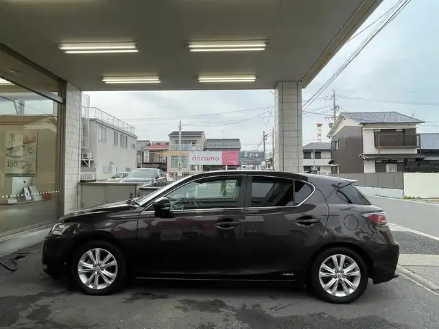 レクサス ＣＴ 200h バージョンC 愛知県 2014(平26)年 5.6万km ファイアーアゲートマイカメタリック /当店買取/禁煙/1オーナー//純正ナビ/フルセグ/CD/DVD/ブルーレイ/Bluetooth//バックカメラ//クルーズコントロール//プリクラッシュS//前席Pシート/シートヒーター//LEDヘッド/Aライト/LEDフォグ//SRSカーテンエアバック//ビルトインETC//保証書/取説/スペアキー/カードキー