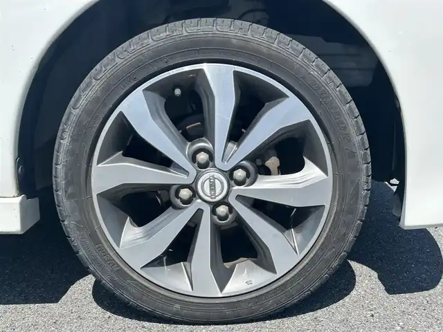 日産 デイズ ルークス ハイウェイスターX Gパッケージ 奈良県 2015(平27)年 2.5万km ホワイトパール フルセグナビ　/ドラレコ　/Ｂｌｕｅｔｏｏｔｈ　/ＥＴＣ　/スマートキー　/全方位カメラ　/ドライブレコーダー　/両側パワースライドドア　/純正アルミホイール　/純正フロアマット　/リヤシーリングファン