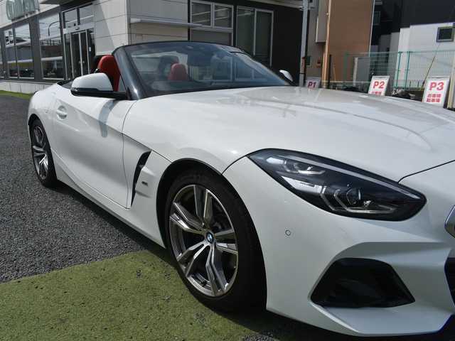 ＢＭＷ ＢＭＷ Ｚ４ sDrive20i Mスポーツ 神奈川県 2023(令5)年 1.2万km アルピンホワイトⅢ ワンオーナー/ダイアモンドステッチレッド革/純正HDDナビ/HiFi10スピーカー/Bluetooth/バックカメラ/ドライビングアシスト/アクティブクルーズコントロール/レーンデパーチャーウォーニング他/パーキングアシスト/アクティブパークディスタンスコントロール/パーキングアシスト/LEDヘッドライト/プッシュスタート/ETC/18インチアルミホイール/保証書