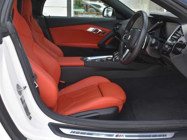 ＢＭＷ ＢＭＷ Ｚ４ sDrive20i Mスポーツ 神奈川県 2023(令5)年 1.2万km アルピンホワイトⅢ ワンオーナー/ダイアモンドステッチレッド革/純正HDDナビ/HiFi10スピーカー/Bluetooth/バックカメラ/ドライビングアシスト/アクティブクルーズコントロール/レーンデパーチャーウォーニング他/パーキングアシスト/アクティブパークディスタンスコントロール/パーキングアシスト/LEDヘッドライト/プッシュスタート/ETC/18インチアルミホイール/保証書
