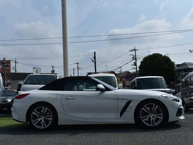 ＢＭＷ ＢＭＷ Ｚ４ sDrive20i Mスポーツ 神奈川県 2023(令5)年 1.2万km アルピンホワイトⅢ ワンオーナー/ダイアモンドステッチレッド革/純正HDDナビ/HiFi10スピーカー/Bluetooth/バックカメラ/ドライビングアシスト/アクティブクルーズコントロール/レーンデパーチャーウォーニング他/パーキングアシスト/アクティブパークディスタンスコントロール/パーキングアシスト/LEDヘッドライト/プッシュスタート/ETC/18インチアルミホイール/保証書