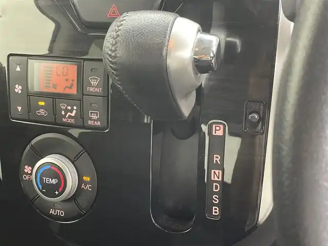 ダイハツ タント カスタム RS トップED SAⅡ 群馬県 2016(平28)年 3.7万km ブラックマイカメタリック 純正ナビ　バックカメラ　両側パワースライドドア　衝突軽減システム　レーンアシスト　横滑り防止　オートライト　LEDヘッドライト　純正アルミホイール　スマートキー　プッシュスタート　禁煙車