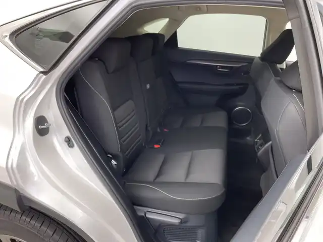 レクサス ＮＸ 300h 新潟県 2018(平30)年 8.5万km ソニッククォーツ 純正メモリナビ/　フルセグTV/Bluetooth/CD/DVD/USB/レーダークルーズコントロール/ブラインドスポットモニター/衝突被害軽減ブレーキ/レーンキープアシスト/前後コーナーセンサー/パワーバックドア/前席パワーシート/ドライブレコーダー【CSD-570FH】/バックモニター/ビルトインETC2.0/パドルシフト/オートマチックハイビーム/LEDヘッドライト/オートライト/横滑り防止装置/レザーステアリング/ステアリングスイッチ/禁煙車