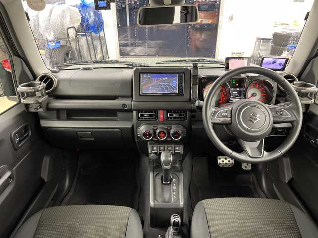スズキ ジムニー XC 道央・札幌 2022(令4)年 2.1万km ジャングルグリーン ・4WD /ターボ/・社外ナビ  /フルセグ/BT/USB/DVD/CD/・バックカメラ/フロントカメラ/・社外エンジンスターター/・社外マフラー/社外ステップ/・３インチリフトアップ/・TOYOオープンカントリータイヤ/・冬タイヤ純正AW積込/・クルーズコントロール/・ヒルディセントロール/・レーンキープアシスト/・衝突軽減ブレーキ/横滑り防止装置/・ヒーテッドドアミラー/・取説/保証書/・LEDヘッドライト/オートライト/・フォグランプ/ドアバイザー/・ETC
