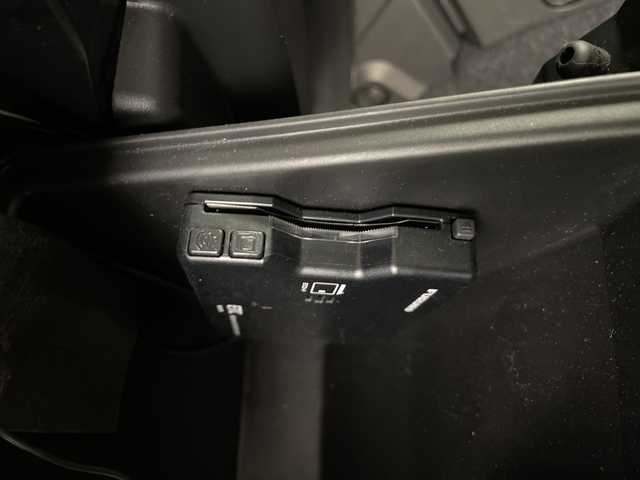 スズキ ジムニー XC 道央・札幌 2022(令4)年 2.1万km ジャングルグリーン ・4WD /ターボ/・社外ナビ  /フルセグ/BT/USB/DVD/CD/・バックカメラ/フロントカメラ/・社外エンジンスターター/・社外マフラー/社外ステップ/・３インチリフトアップ/・TOYOオープンカントリータイヤ/・冬タイヤ純正AW積込/・クルーズコントロール/・ヒルディセントロール/・レーンキープアシスト/・衝突軽減ブレーキ/横滑り防止装置/・ヒーテッドドアミラー/・取説/保証書/・LEDヘッドライト/オートライト/・フォグランプ/ドアバイザー/・ETC