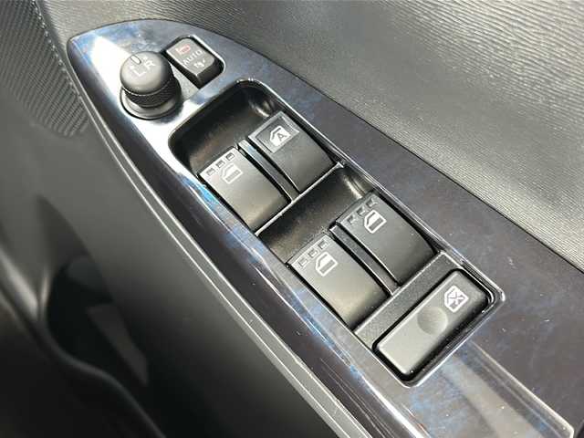 ダイハツ タント カスタムX トップED LTD SAⅢ 三重県 2018(平30)年 4.5万km パールホワイトⅢ 純正ナビ　/全周囲カメラ　/両側パワースライドドア /前席シートヒーター /コーナーセンサー /ハーフレザーシート /LEDヘッドライト /オートハイビーム /衝突軽減ブレーキ /純正フロアマット /電動格納ミラー /禁煙