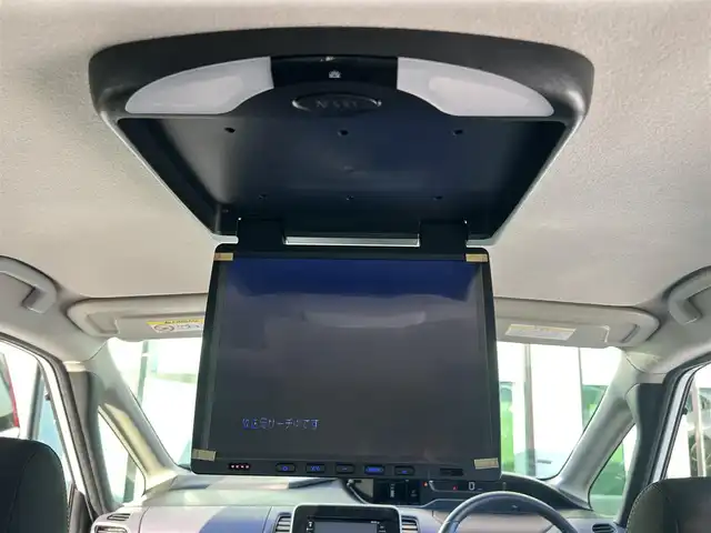 日産 セレナ ハイウェイスター V 和歌山県 2022(令4)年 4.8万km ブリリアントホワイトパール 純正7インチナビ/フルセグTV/Bluetooth/CD/DVD/全周囲カメラ/ETC/セーフティパックA/プロパイロット/両側パワースライドドア/左側ハンズフリースライド/フリップダウンモニター/デジタルインナーミラー/ステアリングスイッチ/コーナーセンサー/LEDヘッドライト/フォグランプ/オートライト/オートハイビーム/シートバックテーブル/リアドアロールサンシェード/純正16インチAW/プッシュスタート/スマートキー