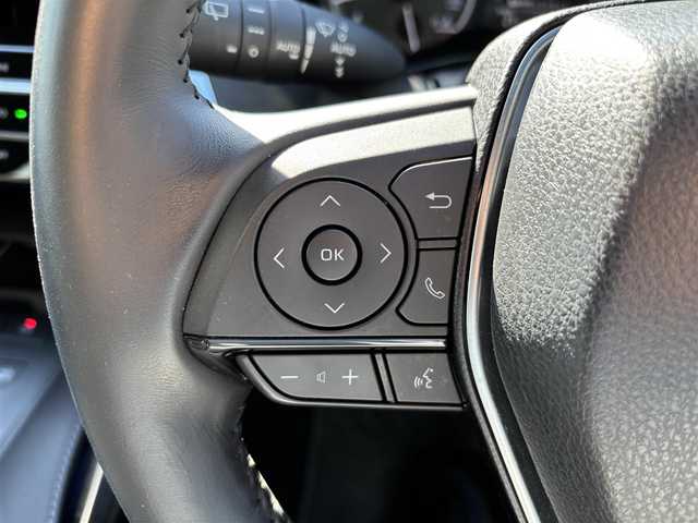 トヨタ ハリアー Z レザーパッケージ 福岡県 2021(令3)年 2.1万km ホワイトパールクリスタルシャイン 純正ナビ(フルセグテレビ・FM・AM・BT)/前席パワーシート/前席シートヒーター/前席エアシート/クルーズコントロール/純正エアロ/サンルーフ/ETC2.0/パワーバックドア/プッシュスタート