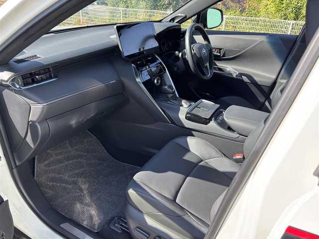 トヨタ ハリアー Z レザーパッケージ 福岡県 2021(令3)年 2.1万km ホワイトパールクリスタルシャイン 純正ナビ(フルセグテレビ・FM・AM・BT)/前席パワーシート/前席シートヒーター/前席エアシート/クルーズコントロール/純正エアロ/サンルーフ/ETC2.0/パワーバックドア/プッシュスタート