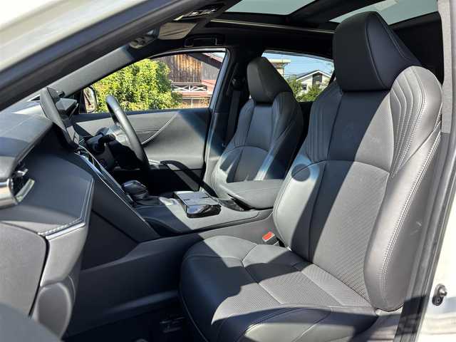 トヨタ ハリアー Z レザーパッケージ 福岡県 2021(令3)年 2.1万km ホワイトパールクリスタルシャイン 純正ナビ(フルセグテレビ・FM・AM・BT)/前席パワーシート/前席シートヒーター/前席エアシート/クルーズコントロール/純正エアロ/サンルーフ/ETC2.0/パワーバックドア/プッシュスタート