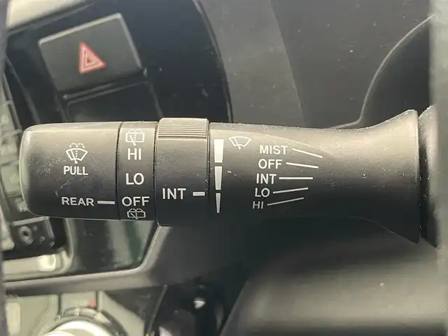 トヨタ アクア X－URBAN ソリッド 鹿児島県 2017(平29)年 7.6万km ライムホワイトパールクリスタルシャイン 禁煙車/7インチ純正ナビ/・Bluetooth/・ワンセグTV/トヨタセーフティセンスC/・プリクラッシュセーフティー/・レーンディパーチャーアラート/・オートマチックハイビーム/バックカメラ/横滑り防止装置/衝突被害軽減システム/オートライト/純正フロアマット/純正アルミホイール/ドアバイザー/ETC/ルーフレール/ハロゲンライト/フロントフォグライト