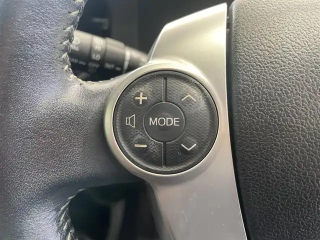 トヨタ アクア X－URBAN ソリッド 鹿児島県 2017(平29)年 7.6万km ライムホワイトパールクリスタルシャイン 禁煙車/7インチ純正ナビ/・Bluetooth/・ワンセグTV/トヨタセーフティセンスC/・プリクラッシュセーフティー/・レーンディパーチャーアラート/・オートマチックハイビーム/バックカメラ/横滑り防止装置/衝突被害軽減システム/オートライト/純正フロアマット/純正アルミホイール/ドアバイザー/ETC/ルーフレール/ハロゲンライト/フロントフォグライト