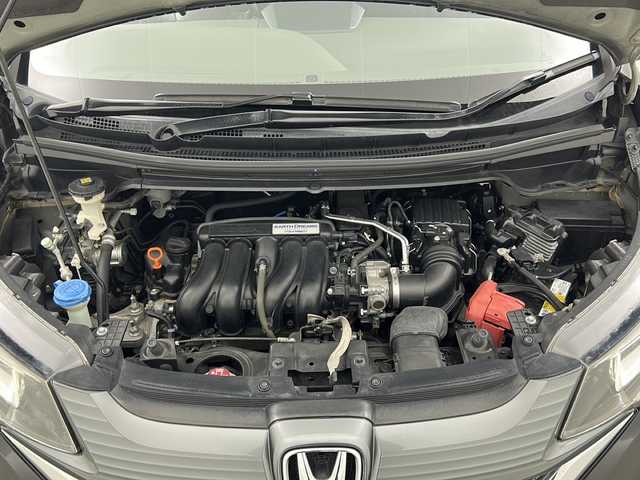 ホンダ フリード G ホンダセンシング 宮城県 2017(平29)年 6.3万km クリスタルブラックパール 禁煙車/ホンダセンシング/・オートクルーズコントロール/・衝突軽減ブレーキ/・車線維持支援システム/・標識認識機能/・先行車発進お知らせ/両側パワースライドドア/純正7インチナビ/（BT.AM.FM.CD.DVD.SD）/バックカメラ/フルセグテレビ/ビルトインETC/革巻きステアリング/ステアリングスイッチ/プッシュスタート/スマートキー/スペアキー/3列シート/ハーフレザーシート/純正フロアマット/ロールサンシェード/純正15インチアルミホイール/LEDヘッドライト/ECON/横滑り防止機能