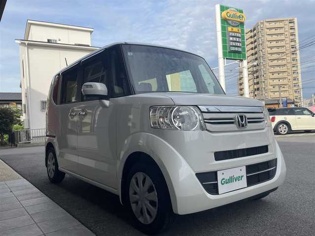 ホンダ Ｎ ＢＯＸ G SSパッケージ 愛知県 2017(平29)年 2.5万km プレミアムホワイトパールⅡ AIS評価点　5点 /両側パワースライドドア　/HIDヘッド　/あんしんパッケージ /衝突軽減ブレーキ　/純正SDナビ　/ワンセグ　/バックカメラ　/シートヒーター　/スマートキー　/ステアリングスイッチ　/ビルトインETC /スペアキー