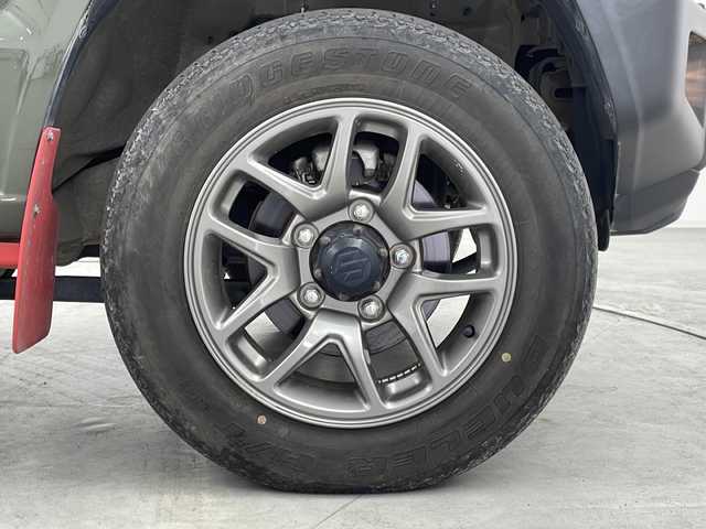 スズキ ジムニー XC 群馬県 2020(令2)年 3万km ジャングルグリーン 純正ナビ　シートヒーター　クルーズコントロール　ビルトインＥＴＣ　純正マッドフラップ　衝突被害軽減ブレーキ　レーンアシスト　ＬＥＤライト　レザー調シートカバー 革巻きステアリング スマートキー 禁煙車