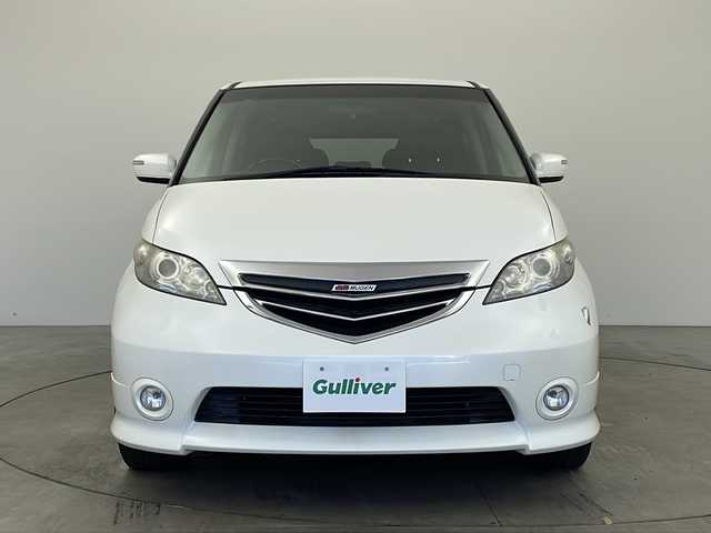 ホンダ エリシオン G Aero 兵庫県 2006(平18)年 7.9万km ブルーイッシュホワイトパール ・純正ナビ＆CD＆MSV/・バックカメラ/・社外フリップダウンモニター/・ETC/・社外18インチアルミホイール/・革巻きステアリング/・オートライト/・純正フロアマット/・左右独立エアコン/・レザー調シートカバー/・ディスチャージヘッドライト/・イモビライザー/・セキュリティアラーム/・電動格納式リモコンカラードドアミラー