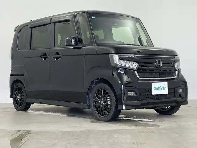 ホンダ Ｎ ＢＯＸ カスタム L ターボ スタイル+ブラック 鹿児島県 2022(令4)年 4.6万km クリスタルブラックパール 社外SDナビ/（AM/FM/CD/DVD/Bluetooth）/ホンダセンシング/・衝突軽減ブレーキ/・アクティブクルーズコントロール/・レーンキープアシスト/・コーナーセンサー/・ロードサインアシスト/・先行車発進お知らせ機能/バックカメラ/両側パワースライドドア/ドライブレコーダー/ＬＥＤヘッドライト/パドルシフト/ステアリングリモコン/シートヒーター/プッシュスタート/ハーフレザーシート/オートライト/オートホールド