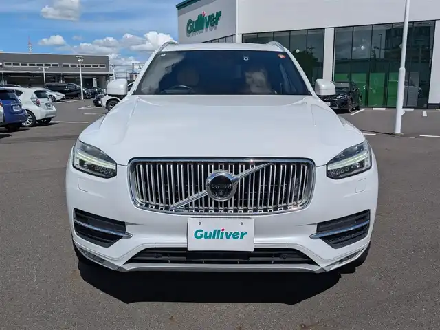 ボルボ ＸＣ９０ T6 AWD インスクリプション 福井県 2016(平28)年 6.3万km パール ４WD/純正20インチAW/全方位カメラ/プレミアムオーディオ/ヘッドアップディスプレイ/自動駐車システム/パーキングアシスト/レザーシート/純正ナビ/フルセグテレビ/前席パワーシート/シートヒーター/電動リアゲート/クルーズコントロール/前方ドライブレコーダー/前後コーナーセンサー/BLIS/コーナリングライト/ルーフレール/衝突被害軽減システム/ETC/ダブル＋サイドエアバッグ/カーテンエアバッグ