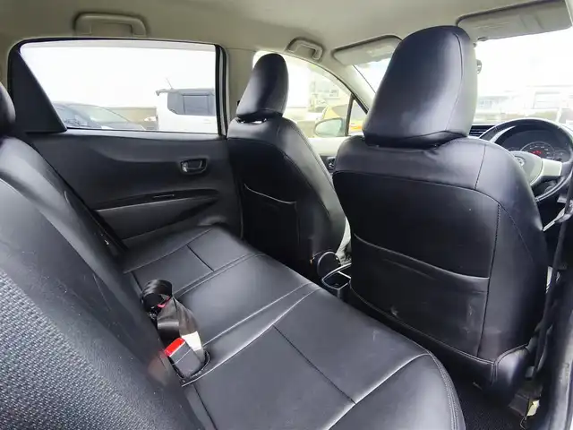 トヨタ ヴィッツ U 熊本県 2012(平24)年 13万km ホワイトパールクリスタルシャイン 4WD/モデリスタエアロ/純正HDDナビ（NHZN-W61G）/【フルセグTV/Bluetooth/CD/DVD】/バックカメラ/ETC/シートヒーター/プッシュスタート/ウインカーミラー/スペアキー/純正フロアマット/社外シートカバー/スペアタイヤ/取扱説明書