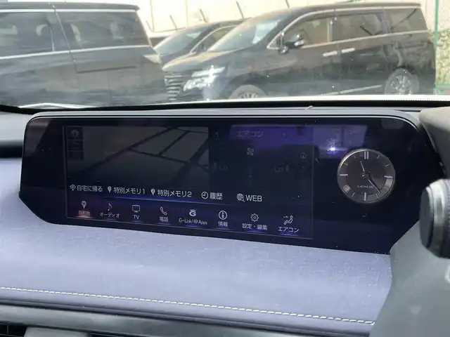 レクサス ＵＸ 250h アーバンエレガンス 東京都 2020(令2)年 8.5万km ソニッククォーツ サンルーフ/純正メモリナビ/CD/DVD/BT/USB/AUX/フルセグTV/・プリクラッシュセーフティ/・レーントレーシングアシスト/・レーダークルーズコントロール/パノラミックビューモニター/パワーバックドア/LEDオートライト/フォグランプ/運転席/助手席パワーシート/シートヒーター/純正18インチアルミホイール/コーナーセンサー/パドルシフト/ルーフレール/ステアリングヒーター/スマートキー/ビルトインETC2.0