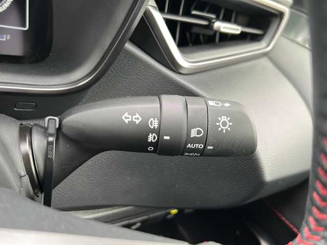 トヨタ ＧＲカローラ RZ 岐阜県 2023(令5)年 0.7万km プラチナホワイトパールマイカ 登録時走行距離6697km/純正１０．５型ナビ/フルセグＴＶ/ＪＢＬサウンド/バックカメラ/３本出しマフラー/オーバーフェンダー/ステアリングヒーター/ＧＲキャリパー/１．６Ｌ直列３気筒ターボエンジン/ハーフレザーシート/6速MT/4WD/シートヒーター/エアシート/USB/ETC/Blue tooth/プッシュスタート/スマートキー/ABS/横滑り防止装置/レーンキープアシスト/盗難防止装置/オートライト/LEDヘッドライト/エアバッグ/カーテンエアバッグ