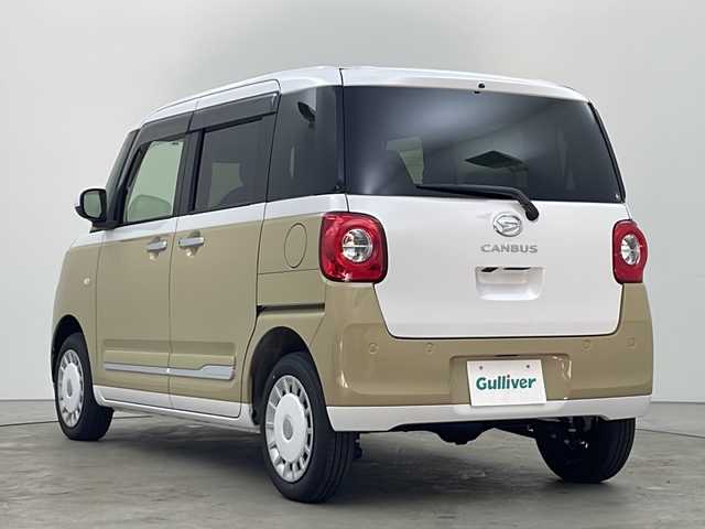 ダイハツ ムーヴ キャンバス ストライプス G 秋田県 2024(令6)年 0.3万km シャイニングホワイトパール/サンドベージュメタリック 4WD/両側パワースライドドア/純正ディスプレイオーディオ/　・フルセグTV/　・AppleCarPlay/　・AndroidAuto/バックカメラ/HDMI/USB/置くだけ充電/保温カップホルダー/前席シートヒーター/プッシュスタート/電動格納ミラー/純正フロアマット/純正ホイールキャップ/前後コーナーセンサー/LEDライト/フォグランプ/オートライト/スマートキー/スペアキー