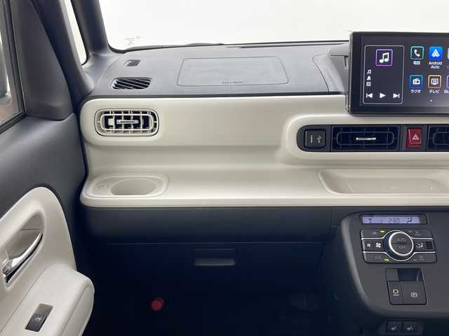 ダイハツ ムーヴ キャンバス ストライプス G 秋田県 2024(令6)年 0.3万km シャイニングホワイトパール/サンドベージュメタリック 4WD/両側パワースライドドア/純正ディスプレイオーディオ/　・フルセグTV/　・AppleCarPlay/　・AndroidAuto/バックカメラ/HDMI/USB/置くだけ充電/保温カップホルダー/前席シートヒーター/プッシュスタート/電動格納ミラー/純正フロアマット/純正ホイールキャップ/前後コーナーセンサー/LEDライト/フォグランプ/オートライト/スマートキー/スペアキー